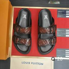 Picture of Louis Vuitton Slippers _SKULVsz38-45N1002285